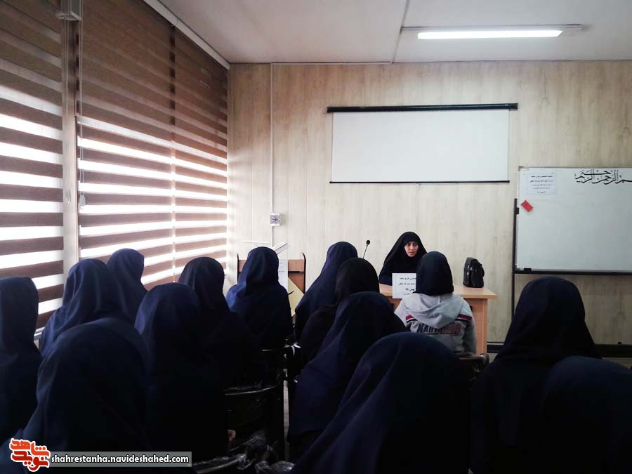 جلسه مشاوره و هدایت تحصیلی داوطلبان شاهد و ایثارگر در اسلامشهر برگزار شد