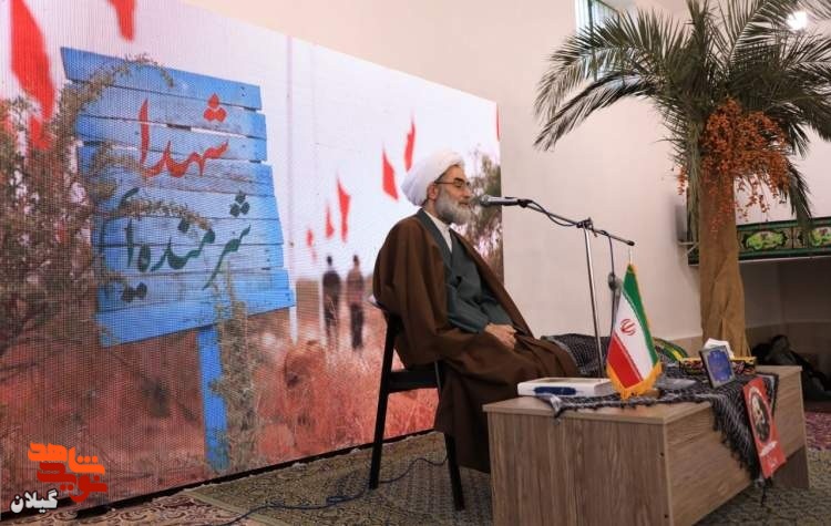 انقلاب اسلامی ایران با فداکاری‌ و استقامت ملت حفظ شد