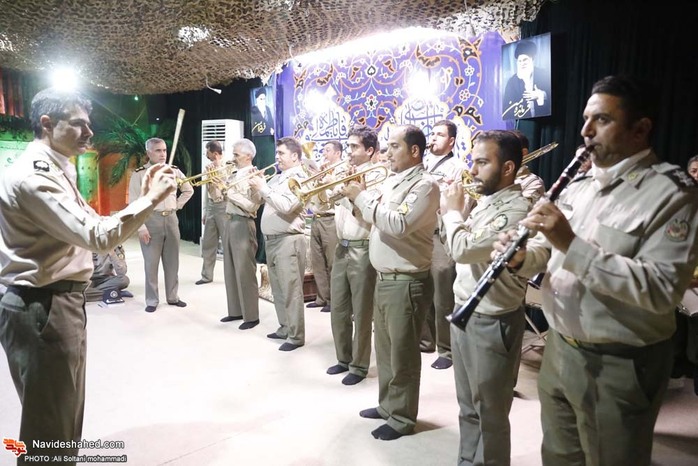 مراسیم الوداع مع الشهید حسین ادیبان بمقبرة شهداء طهران مراسیم الوداع مع الشهید حسین ادیبان بمقبرة شهداء طهران