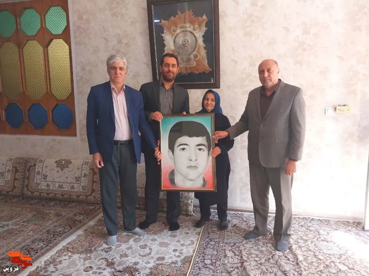 دیدار مسئولان با ایثارگران ضروری است دیدار مسئولان با ایثارگران ضروری است